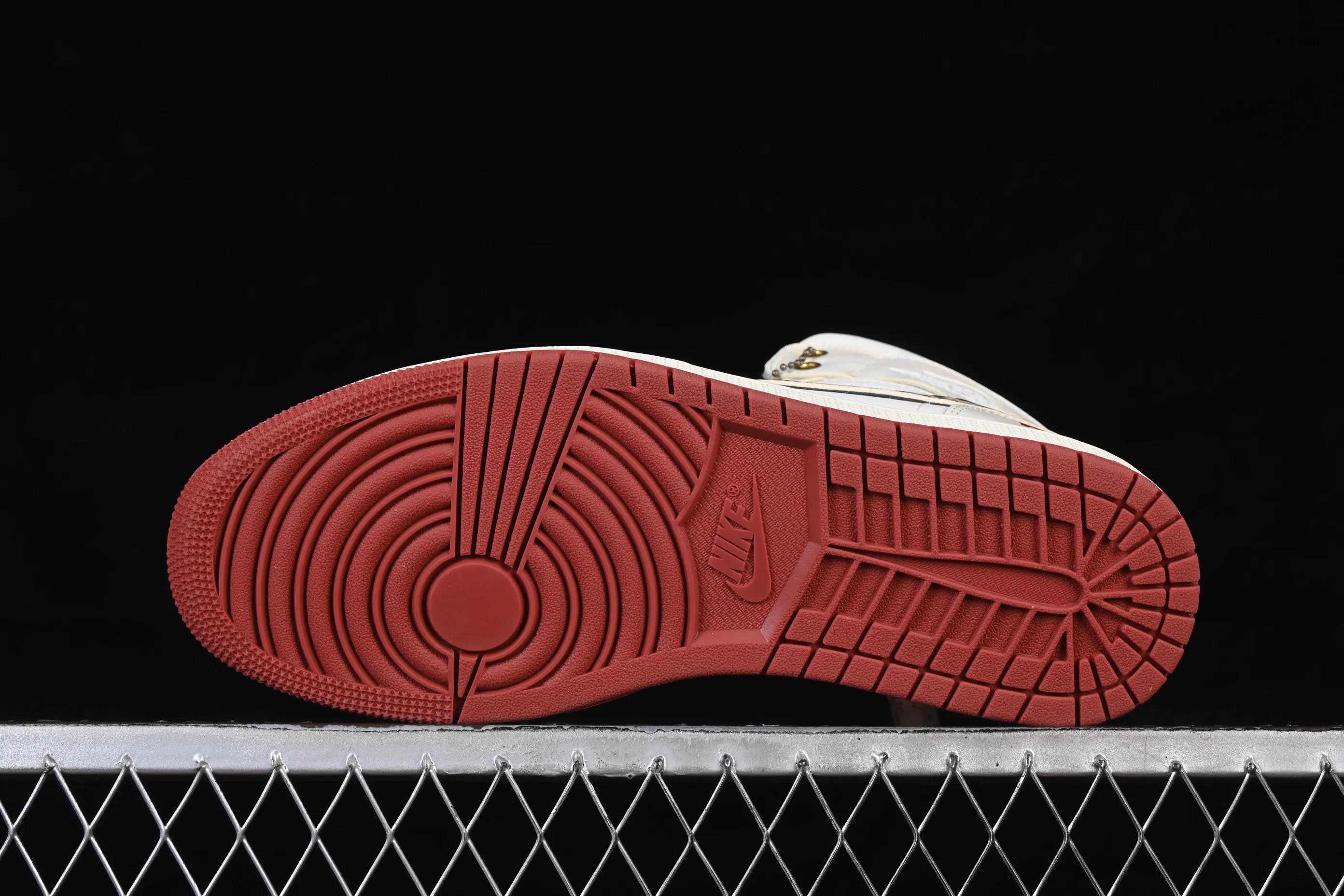 All Categories Air Jordan Jordan Series Basketball Shoes Air Jordan 1 Mid Air Jordan 1 Mid AJ1 Joe 1 Year of the Horse Limited Chinese Cultural Leisure Sneakers DQ8426-105